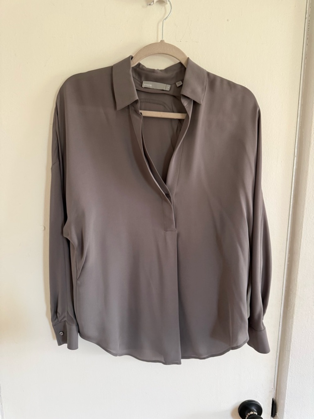 Vince Taupe Long-Sleeve Silk-Like Split-Neck Blouse